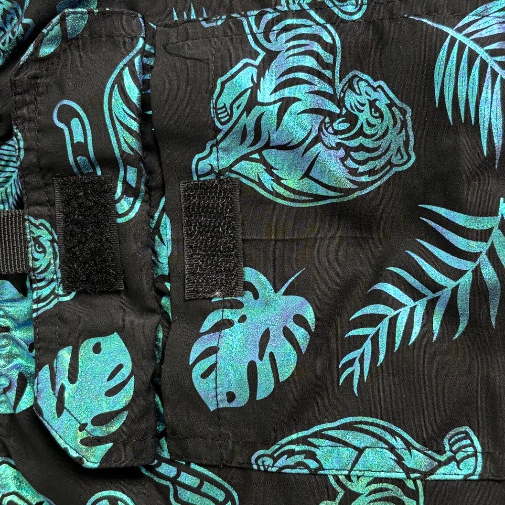 UZZI Men's L Swim Shorts Mesh Lined Trunks Black Iridescent Tiger‎ Palms Beach - Picture 16 of 16